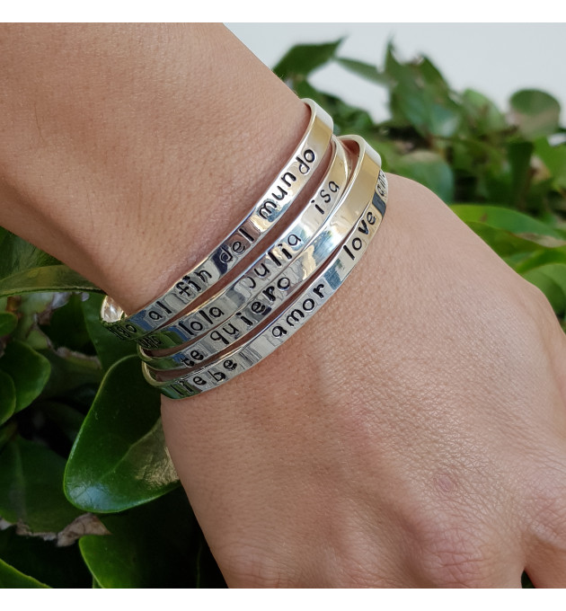 BRAZALETE PERSONALIZADO NOMBRES O FRASE